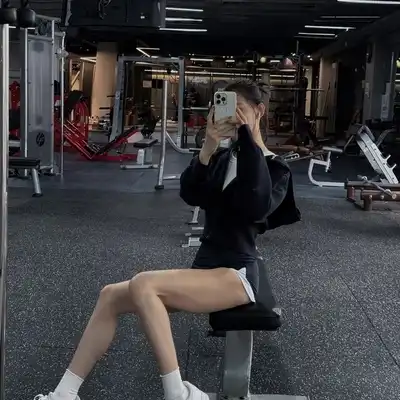 阎娜德